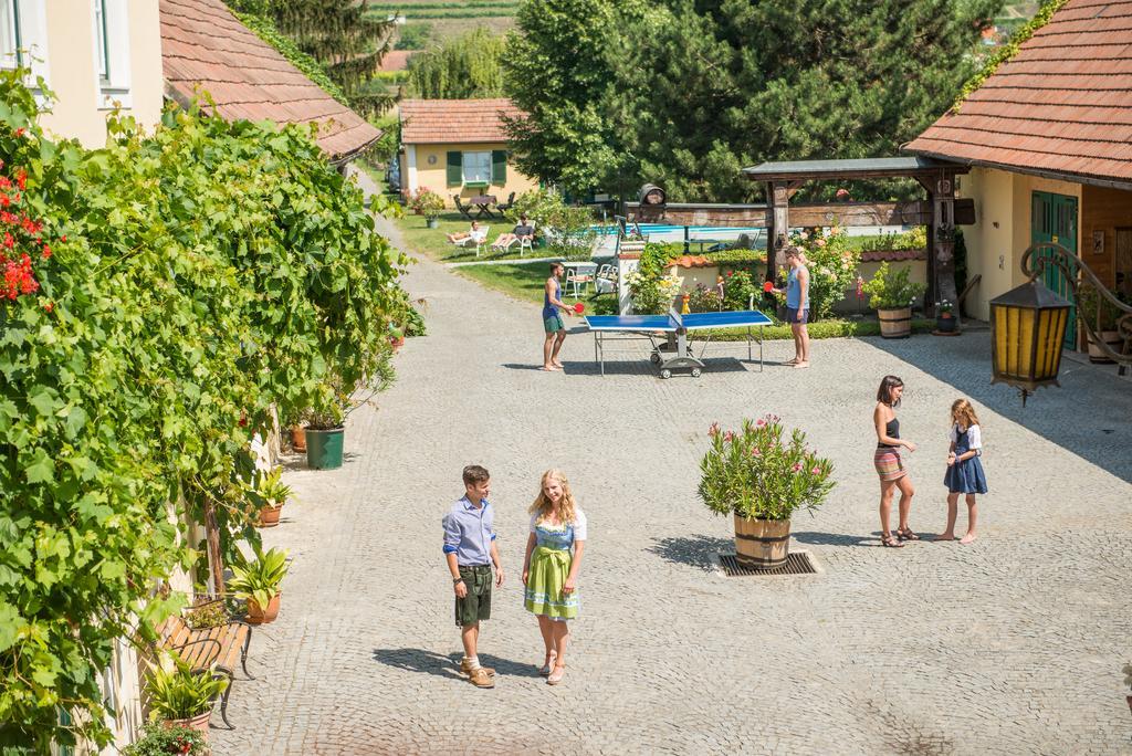 Winzerhof Familie Bogner Apartment Rohrendorf bei Krems Ngoại thất bức ảnh